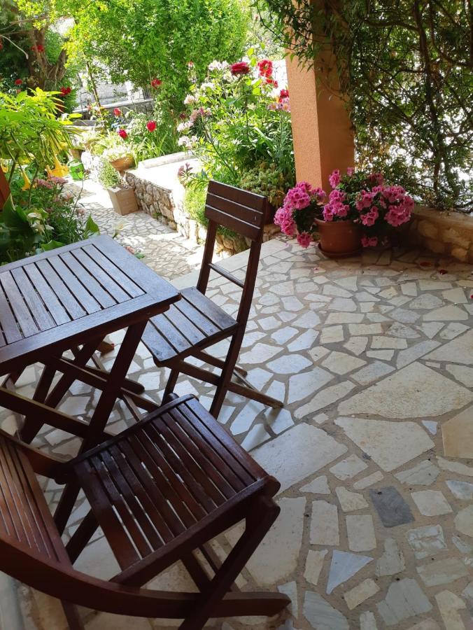 Rooms Ljubica Cres Bagian luar foto