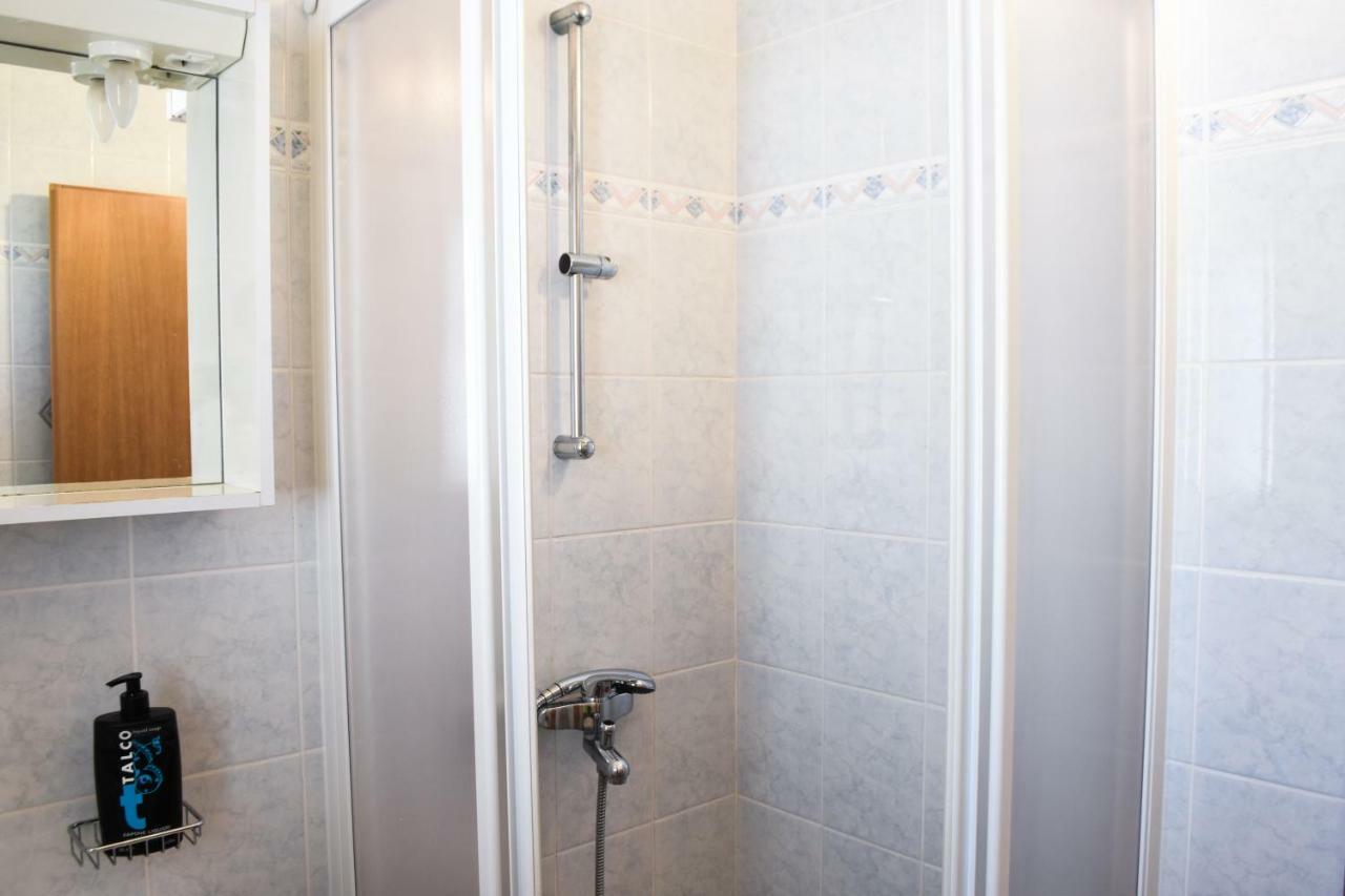 Rooms Ljubica Cres Bagian luar foto